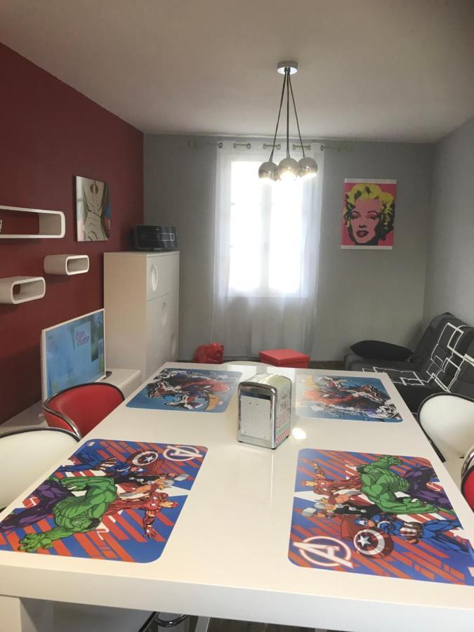 Appartement Style Pop Art Avec Garage Centre Historique เบซิเยร์ ภายนอก รูปภาพ